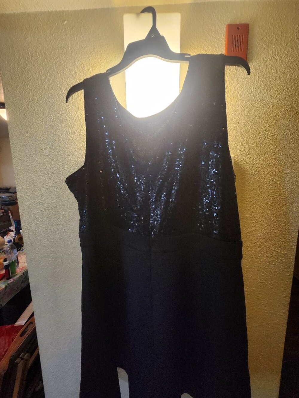 Little black dress with sequence